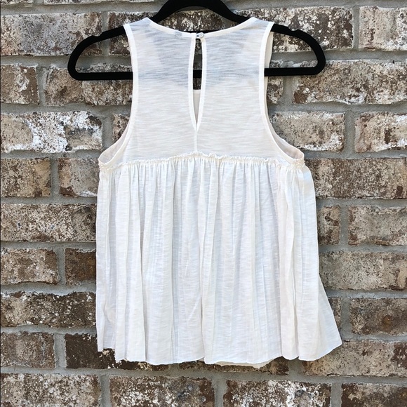 American Eagle Outfitters women’s tank - Picture 2 of 3